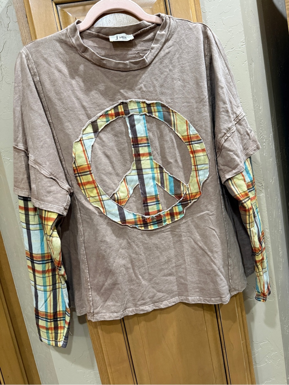 J.Her Women’s CUTE Layered Long-Sleeve Peace Sign Tee - Brown Plaid Accents